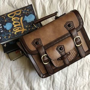 MODCLOTH Cottage Visit Bag In Mocha